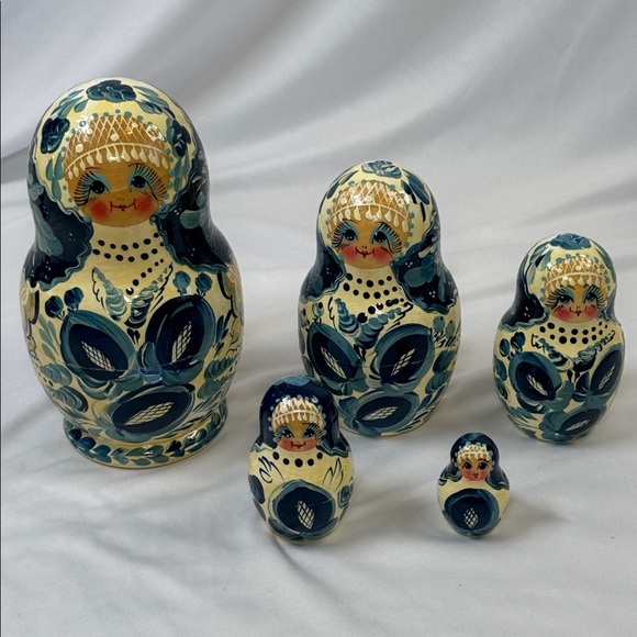 Other - Vintage Hand-Painted Russian Nesting Dolls Matryoshka Set Gzhel Style, Signed